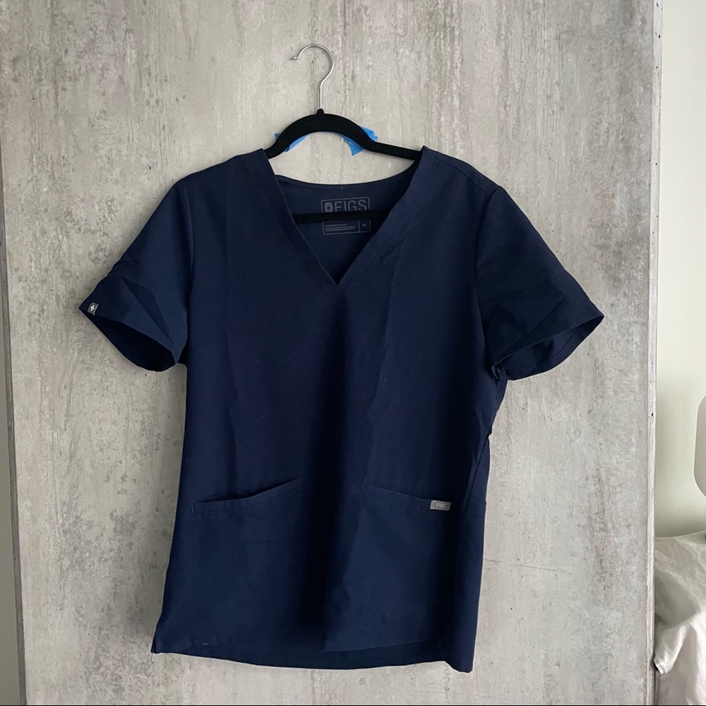 FIGS True Navy Casma Scrub Top Navy Medium